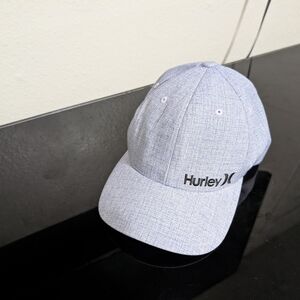Hurley Men’s Hat Size L-XL Chambray Light Blue